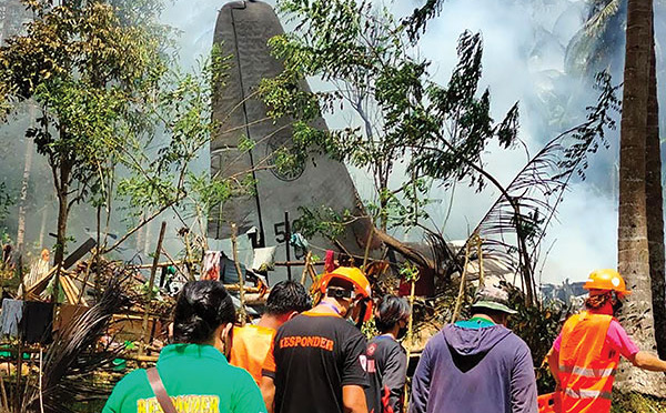 Philippines: 45 tués dans l'accident d'un avion militaire