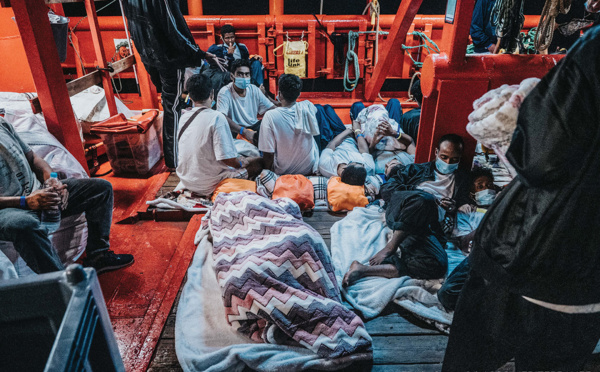 L'Ocean Viking autorisé à débarquer 572 migrants en Sicile, selon SOS Méditerranée