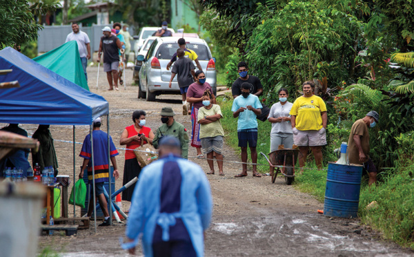"Pas de piqûre, pas de boulot": la vaccination devient obligatoire aux Fidji