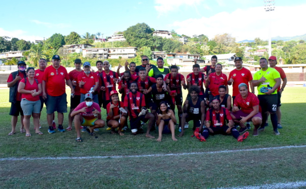 Temanava domine Manu Ura et file en Ligue 1