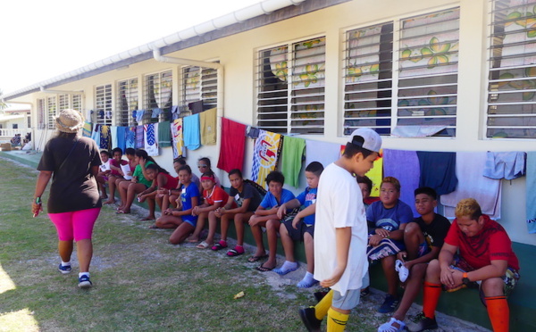 Une centaine de jeunes en colonie à Rangiroa     