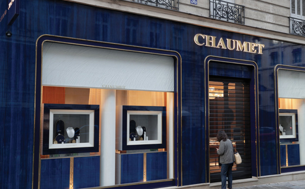 Braquage d'une bijouterie Chaumet à Paris, 2 à 3 millions d'euros de butin