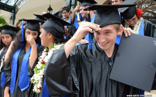 Honneurs aux premiers lauréats de l’Ecole de commerce de Tahiti
