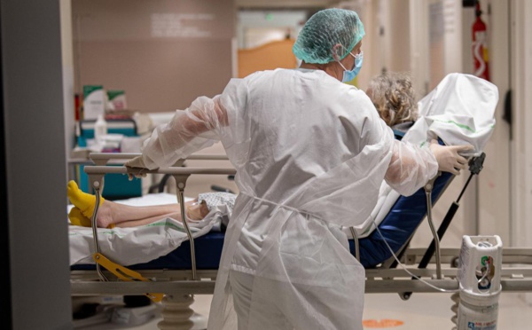 Plus de 8 000 personnes hospitalisées