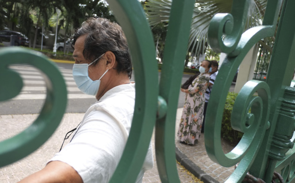 ​Les syndicats veulent une obligation vaccinale aux frontières