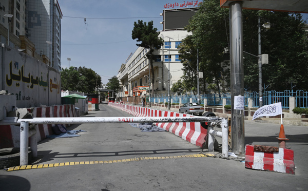 A Kaboul, la vie reprend dans la peur sous le nouveau règne taliban