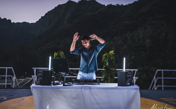 Une heure d'évasion au sunset avec Heiva