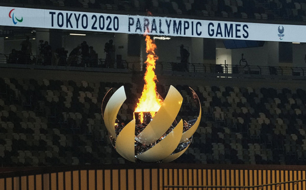 Paralympiques-2020: le report consumé et la flamme allumée, place maintenant aux Jeux