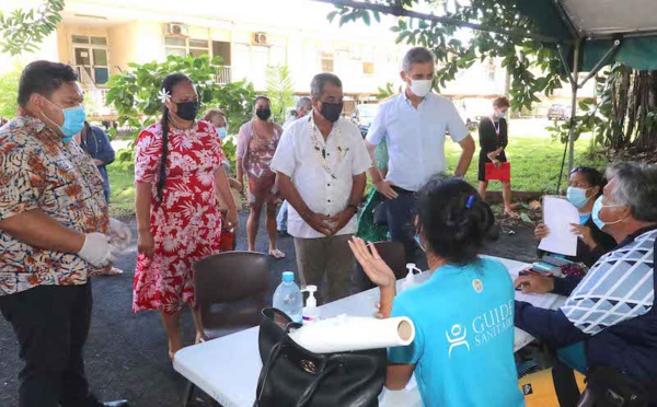 ​Le Pays défend l'implication des tāvana dans la vaccination