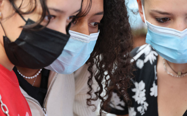 Le premier centre de vaccination éphémère dans un lycée ouvre à La Réunion