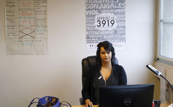 Violences conjugales: le 3919 désormais disponible 24H/24 et 7j/7