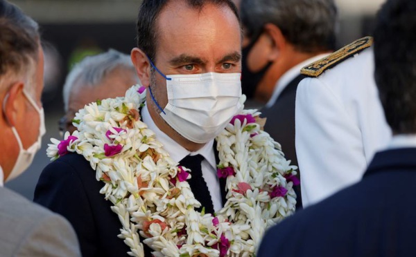 Le ministre des Outre-mer tacle la vaccination tardive au fenua