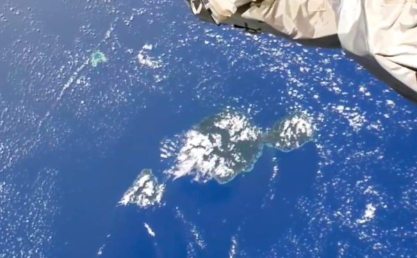 ​Les îles du Vent vues d'en haut