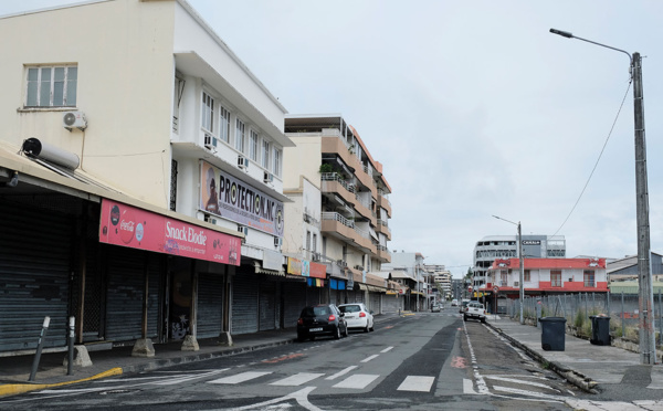 Covid: dans la Nouvelle-Calédonie confinée, la peur du "scénario polynésien"