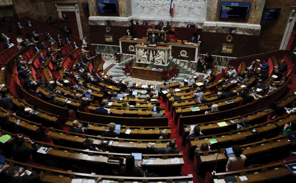 Outre-mer: premier feu vert parlementaire à une prorogation de l'état d'urgence sanitaire