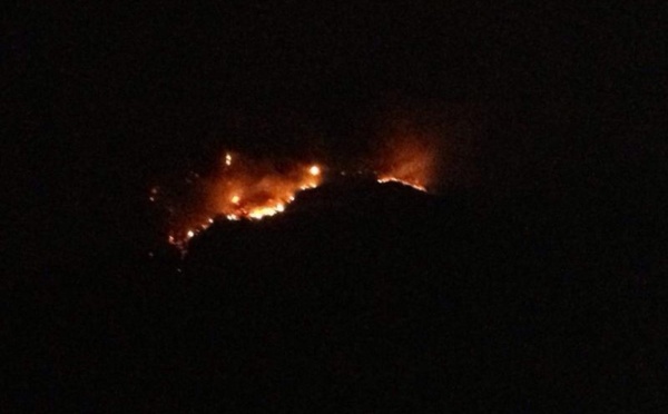 Incendie à Bora Bora : le feu est reparti de plus belle