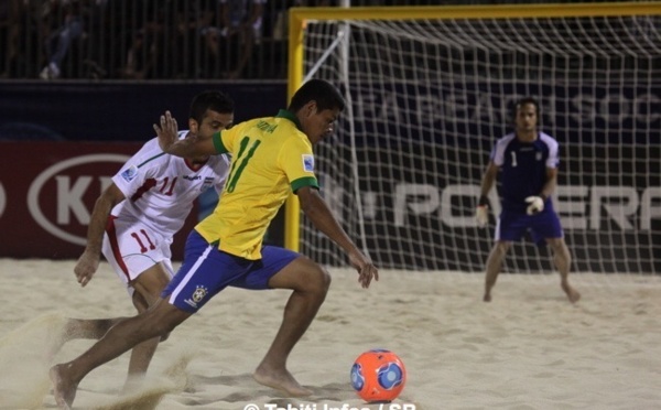 Mondial beach-soccer - Bonne entrée en matière de la Russie et du Brésil