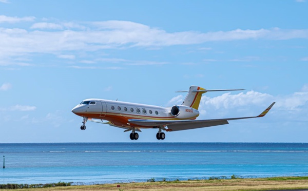 Jets : Bora Bora se projette