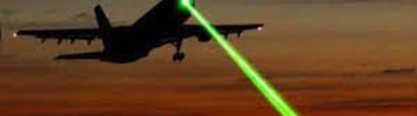 Un homme pointe un laser sur un avion avant d'être interpellé par la gendarmerie