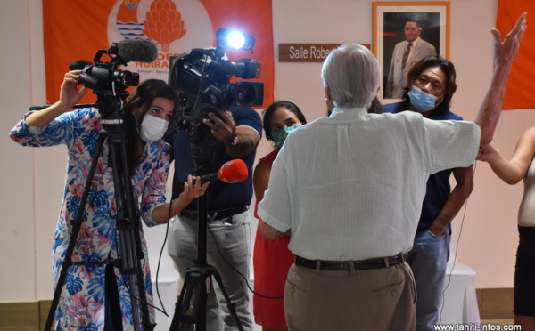 Gaston Flosse, déjà en campagne