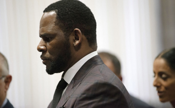 Le chanteur américain R. Kelly reconnu coupable de crimes sexuels