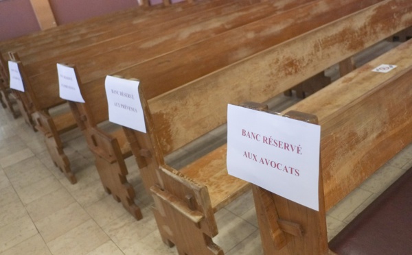 Les sérials voleurs de Tautira à la barre