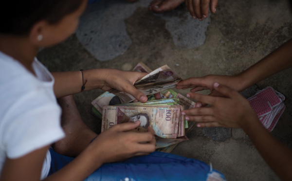 Le Venezuela réforme à nouveau sa monnaie avec six zéros en moins
