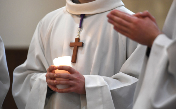 Pédocriminalité: les principaux points du rapport de la commission Sauvé