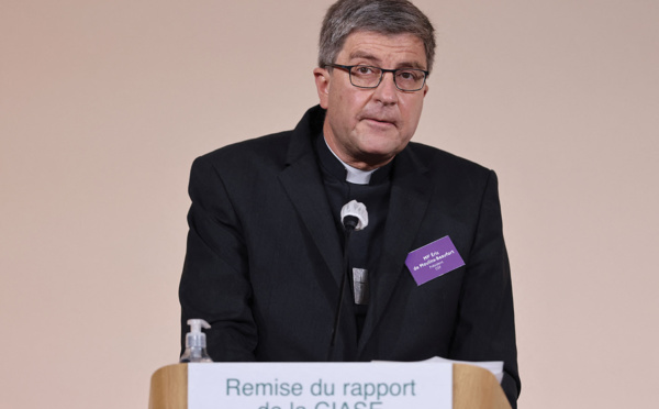 Pédocriminalité dans l'Eglise catholique: l'épiscopat exprime "sa honte et son effroi" et demande "pardon"