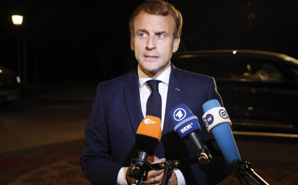 Emmanuel Macron à l'offensive sur l'autonomie européenne
