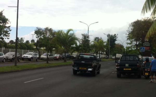 Grève au CHPF:  Stationnement dangereux aux abords de l’hôpital