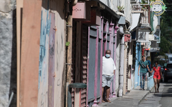 Fin du confinement en Martinique, le couvre-feu maintenu à 19H00