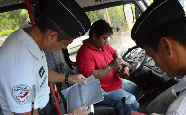Quatre bus scolaires contrôlés, aucun en règle