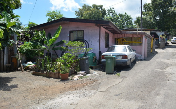 Une adolescente de 15 ans égorgée par son père à Outumaoro