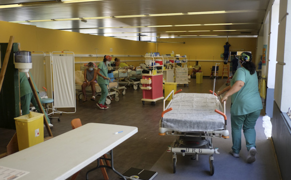 L'épidémie de Covid continue de décroître