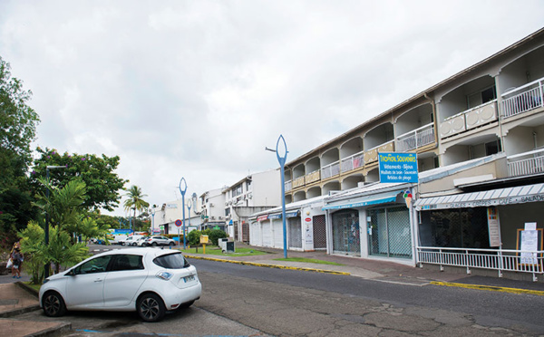 Martinique: Le gouvernement veut étendre l'état d'urgence jusqu'au 31 décembre