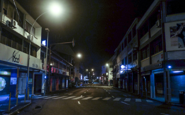 ​Le couvre-feu repoussé à 23 heures mardi