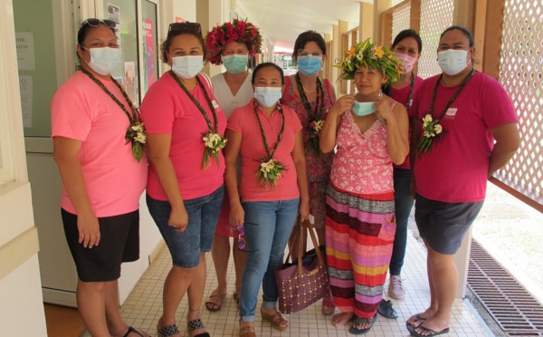 Fin de mois rose aux Marquises