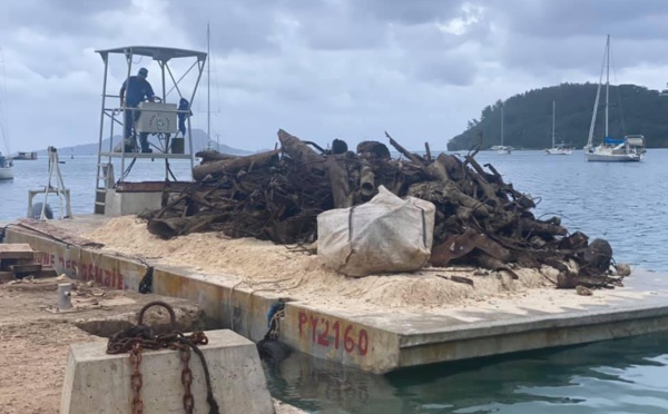 La dépollution de Mangareva a débuté