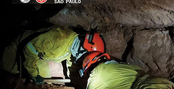 Brésil: 9 pompiers tués dans l'effondrement d'une grotte