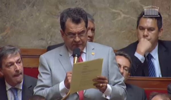 Assemblée nationale: E. Fritch interroge C.Taubira sur les projets de travaux à la prison de Nuutania