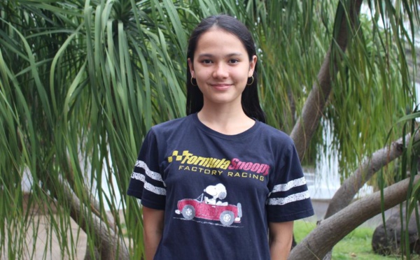 Chloé Yuam, vice-championne du monde de pole art à 16 ans 