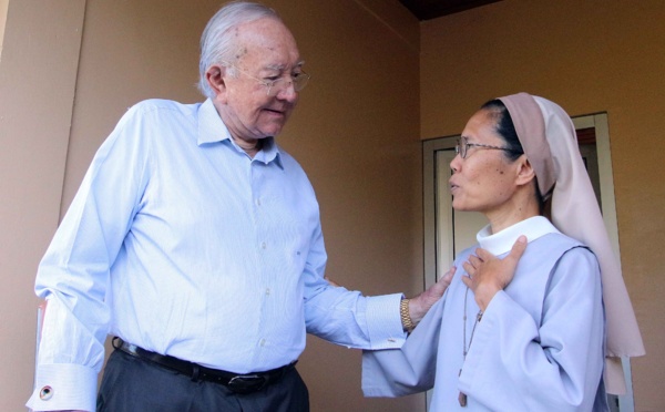 Typhon Haiyan aux Philippines : Le Président exprime la solidarité des Polynésiens