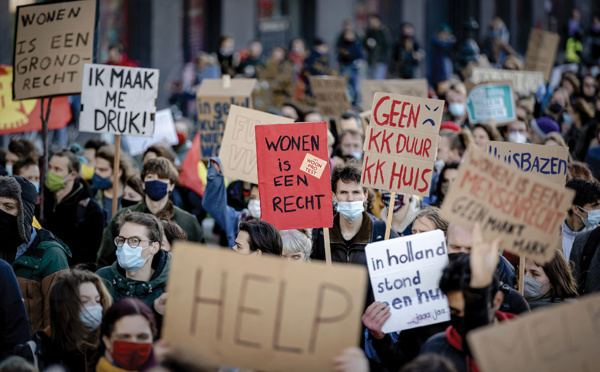 Covid: l'Allemagne s'inquiète, l'Autriche se confine sur fond de colère en Europe