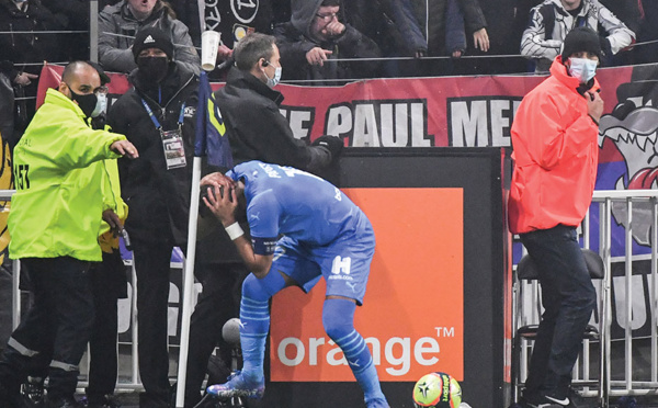 L1: après le fiasco d'OL-OM, huis clos à Lyon et mobilisation du gouvernement