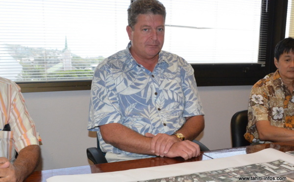 Gaston Flosse accepte la démission de Bruno Marty