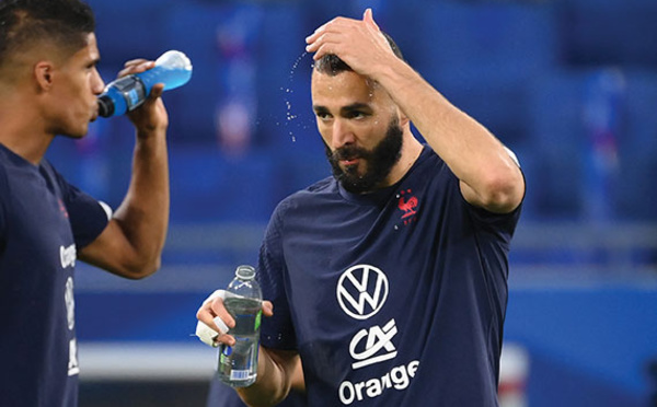 "Affaire de la sextape": un an de prison avec sursis pour Benzema, qui fait appel