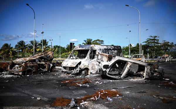 Guadeloupe: face aux blocages, débrouille et système D