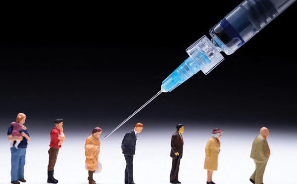 Covid: rappel pour tous, pass durci, pression sur les non-vaccinés