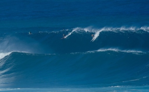 Décès du surfeur Kirk Passmore : la vidéo de la "dernière vague"